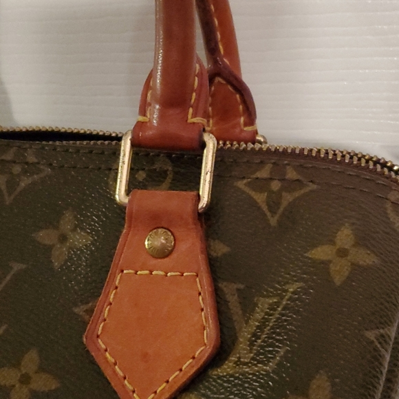 Handbag 11.75x8.5x6.5 - Picture 5 of 16